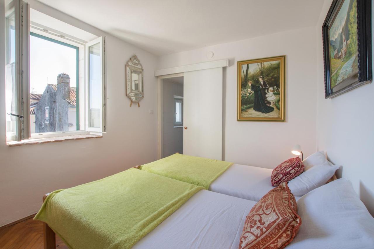 Historic Old Town With The View In Town Apartment